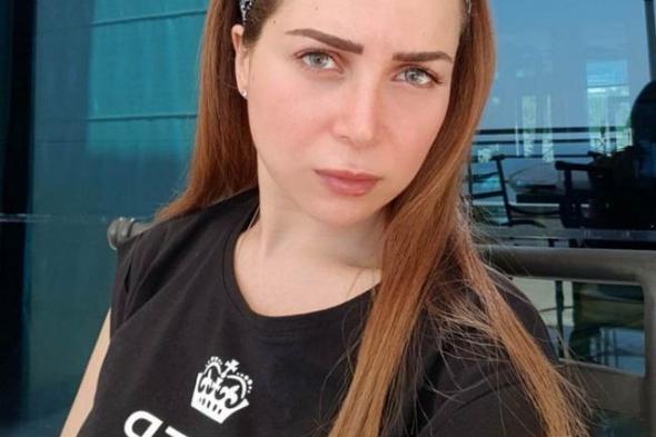 بالفيديو- لهذا السبب خضعت مي عز الدين لتجميل أنفها