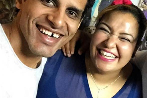 بالفيديو- حمدي الميرغني وإسراء عبد الفتاح وويزو يؤدون أغنية "اتفضّل من غير مطرود" بشكل كوميدي