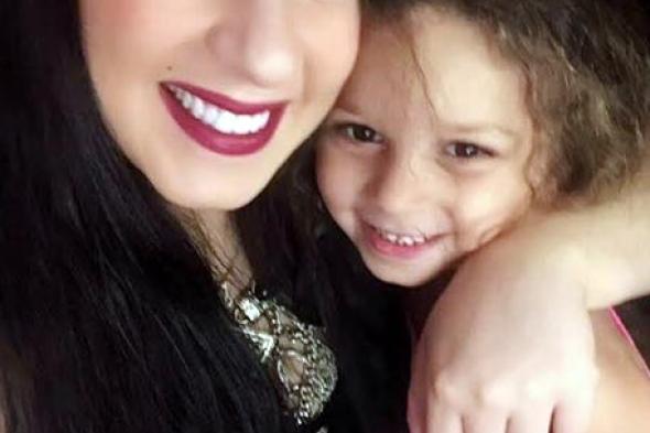 بالفيديو- هكذا عبّرت ابنة أسما شريف منير عن حبها لخطيب والدتها