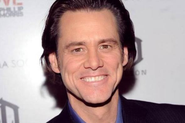 بالفيديو- جيم كاري يفاجئ جمهوره بموهبة مختلفة بعيدا عن التمثيل