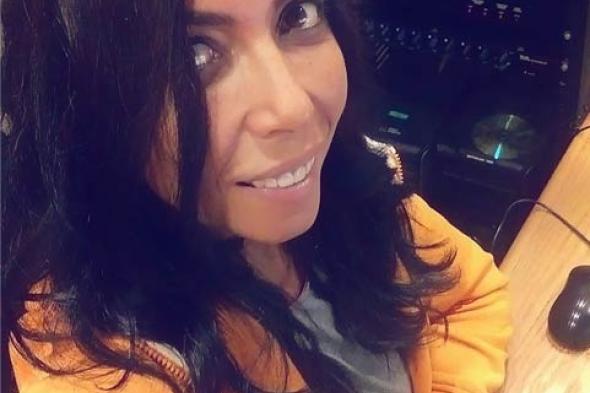 بالفيديو- هذا الصوت النسائي وراء أشهر الإعلانات المصرية العالقة في أذهاننا.. تتجه إلى الغناء