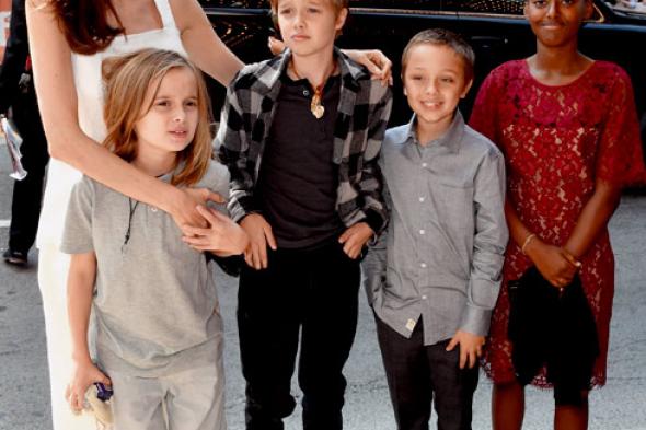 بالصور- أنجلينا جولي بصحبة أطفالها في مهرجان تورنتو السينمائي من أجل هذا الفيلم