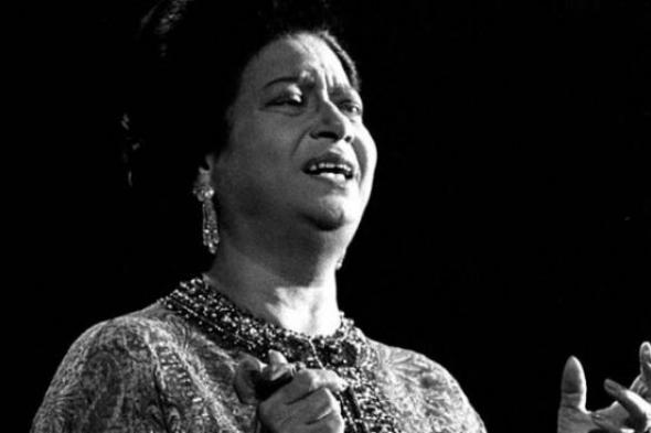 أم كلثوم تعود إلى التلفزيون السعودي بعد غياب 35 عاما