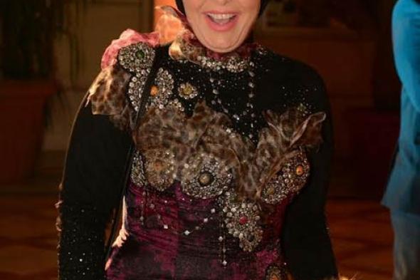 صورة- صابرين مع ابنها من حفل تخرّجه.. هكذا عبّرت عن فخرها