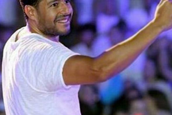 صورة- حماقي مع جيهان الناصر في كواليس مرحلة المواجة ببرنامج "The voice"