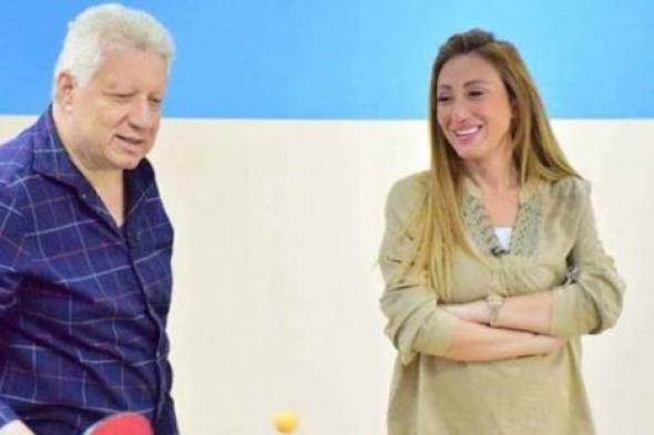 بالفيديو- مرتضى منصور لاعب "بينج بونج" أثناء حواره مع ريهام سعيد