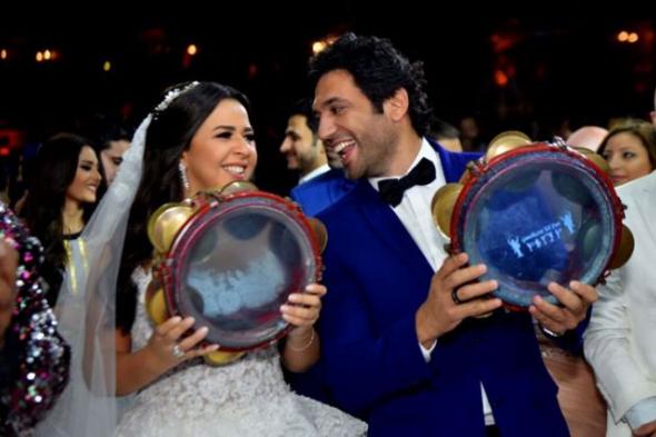 بالفيديو- حسن الرداد يحتفل بأول عيد زواج له