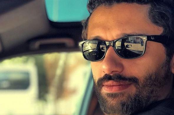 كريم محمود عبد العزيز يتذكر رحيل والده بهذه الكلمات