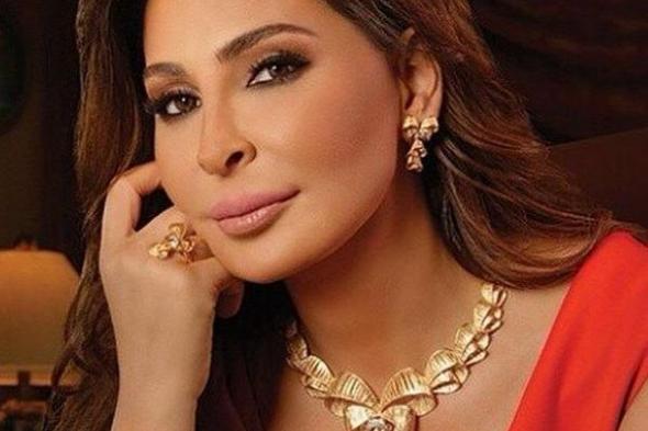 إليسا تفتتح برنامج Carpool Karaoke