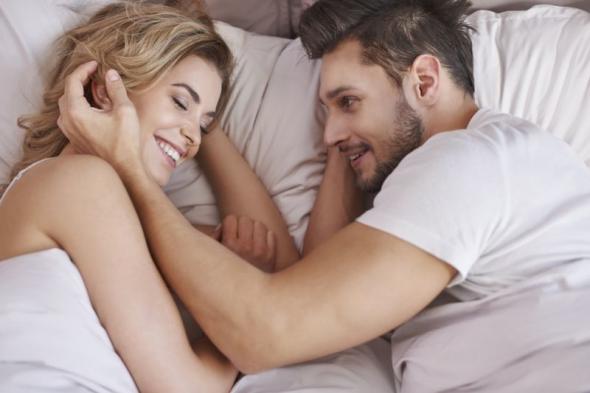 8 تأثيرات لكثرة ممارسة العلاقة الحميمة ستفاجئكم.. تعرّفوا إليها