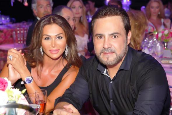 بالفيديو.. كوليت الحلاني تعايد زوجها بقبلة!