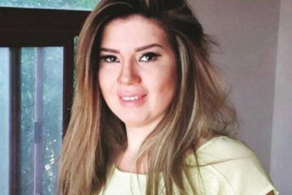 بالصور.. هكذا احتفلت رانيا فريد شوقي بيوم الحب
