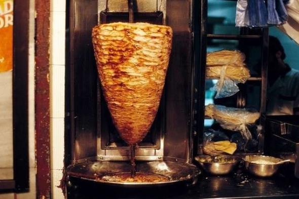 مصرية تطلب الطلاق.. بسبب الشاورما!