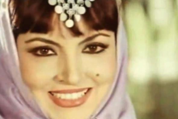 بالفيديو: سميرة توفيق تحتفل بعيد ميلادها.. وجورج يدق الطبل!
