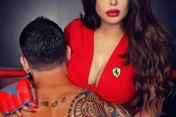 بعد صورها المثيرة.. رولا يموت تفاجئ متابعيها بارتدائها الحجاب!