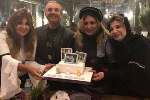 بالفيديو: في عيدها.. هل تخلّت سهير رمزي عن الحجاب؟!