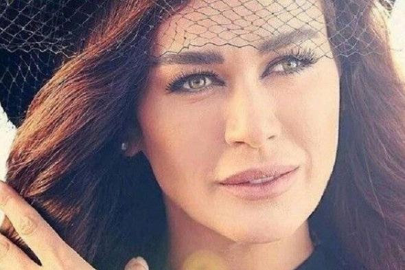 بالفيديو.. شاهد نادين الراسي في "وصلة رقص"