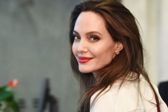 بعد طلاقها من براد بيت.. هل ستتزوج انجلينا للمرة الرابعة؟