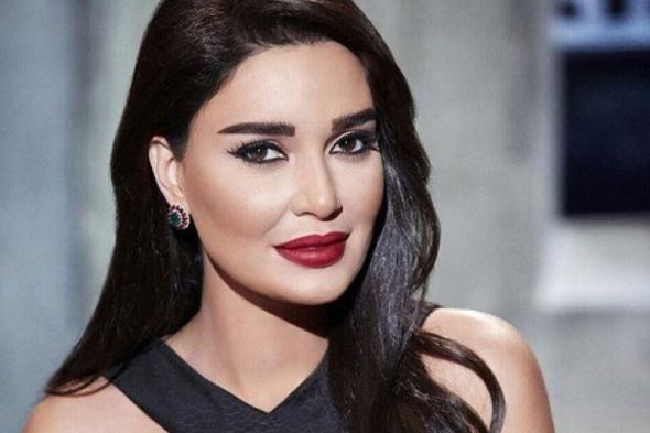بالصورة.. سيرين عبد النور تضع مولودها
