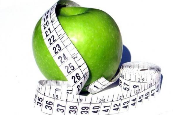 4 فوائد مهمة للتفاح.. إحداها "تقليل تراكم الشحوم"