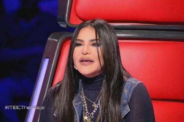 بالفيديو: أحلام تبكي للمرة الأولى في "ذا فويس".. لهذا السبب