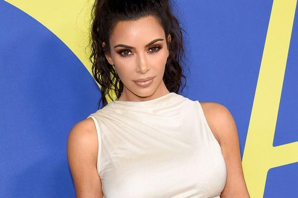 الكارداشيان يسيطرن على جوائز الـ CFDA وجيجي الأقل أناقة!