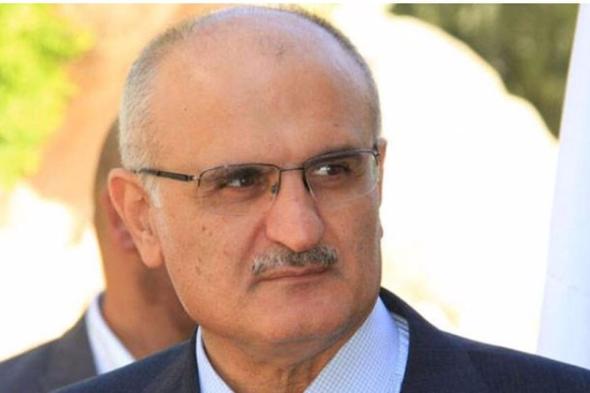 خليل يطمئن اللبنانيين: لا خوف على رواتب القطاع العام 
#lebanon24

 via @Lebanon24