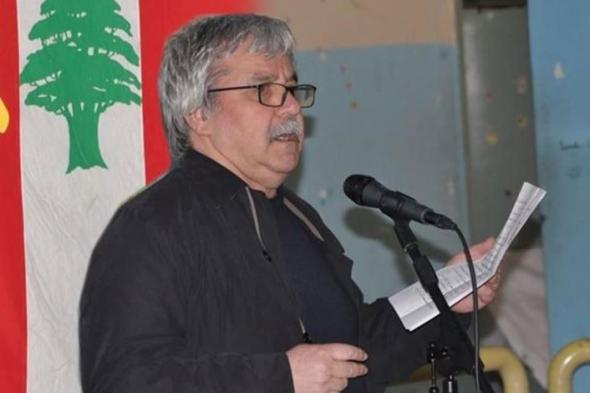 غريب: تكليف دياب لا يغير من موقفنا باستمرار الانتفاضة وتمسكنا بمطالبها 

#lebanon24

 via @Lebanon24