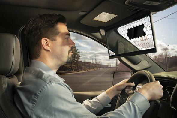 بوش تكشف عن شاشة LCD للوقاية من الشمس في السيارات