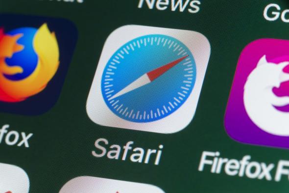 جوجل تجد ثغرات أمنية خطرة في متصفح سفاري من آبل