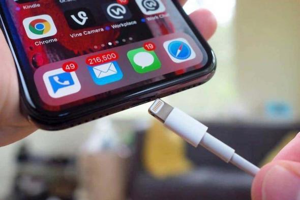 نهاية منفذ آبل Lightning أصبحت وشيكة