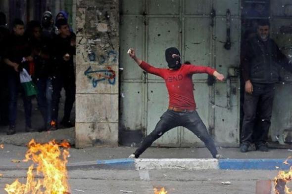 تصاعد العنف بين الفلسطينيين والإسرائيليين بعد إعلان خطة #ترامب للسلام 
#lebanon24
 via @Lebanon24