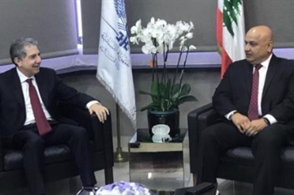 وفد من البنك الدولي يوكّد لوزير المالية الإلتزام بدعم #لبنان 
#lebanon24
 via @Lebanon24