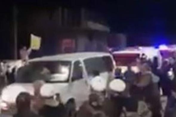 كيف استقبل أهالي البقاع جثامين مقاتلي حزب الله؟ (فيديو) 
#lebanon24
 via @Lebanon24