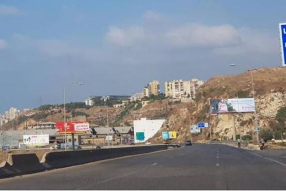 تساقط صخور على أوتوستراد جسر البالما 
#lebanon24

 via @Lebanon24