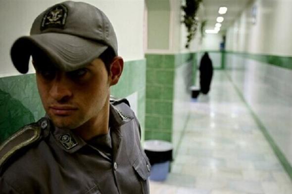 فرار عشرات النزلاء من سجن في غربي إيران 
#lebanon24
 via @Lebanon24
