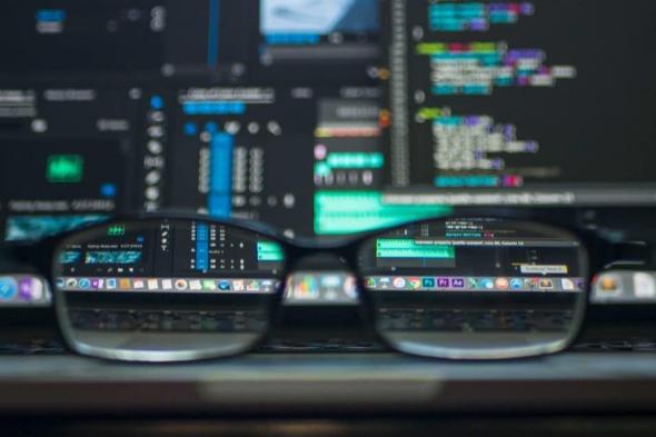 لغة البرمجة القديمة COBOL تهدد الاستقرار العالمي