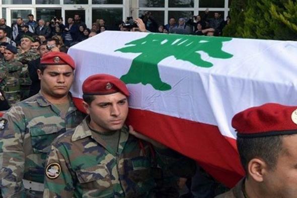 عائلات الشهداء العسكريين: لا للعفو عن قتلة أبنائنا

#lebanon24

  via @Lebanon24