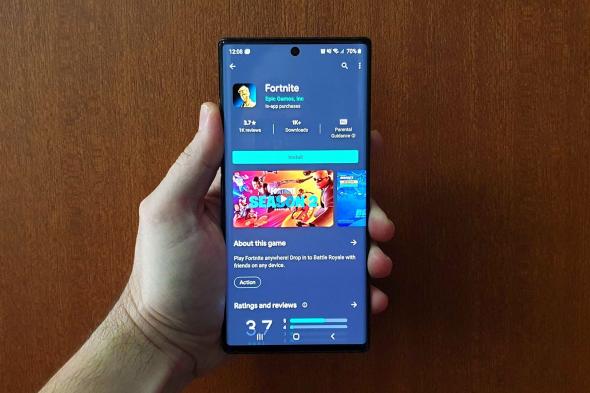لعبة Fortnite أصبحت متاحة عبر متجر جوجل للمرة الأولى