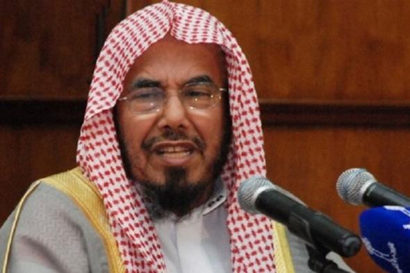 هيئة كبار العلماء في السعودية توضح مسألة تغطية الأنف والفم خلال الصلاة بسبب كورونا 
#lebanon24
 via @Lebanon24