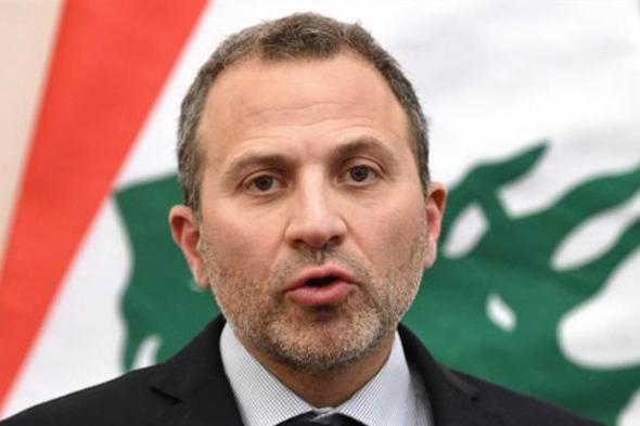 باسيل: اختلافات كثيرة بيننا وبين حزب الله حول مواضيع داخلية  
#lebanon24
#لبنان
 via @Lebanon24